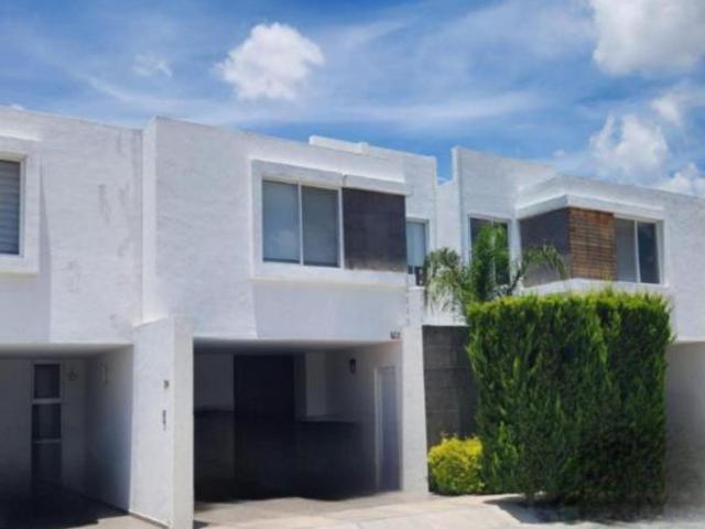 VENTA DE CASA EN AGUASCALIENTES SANTA SOFIA EL LLANO RECIDENCIAL ALEXA