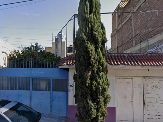 VENTA DE CASA EN ANGEL TRIAS, JUAN ESCUTIA, IZTAPALAPA, CDMX