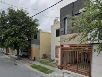 Venta de Casa en Apodaca Nuevo Leon con accesibilidad y cocina integral