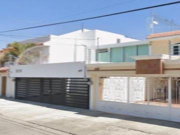 VENTA DE CASA EN ARBOLEDAS ZAPOPAN JALISCO CALLE ALLIOTH