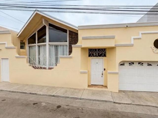 VENTA DE CASA EN BAJA CALIFORNIA, MODERNA