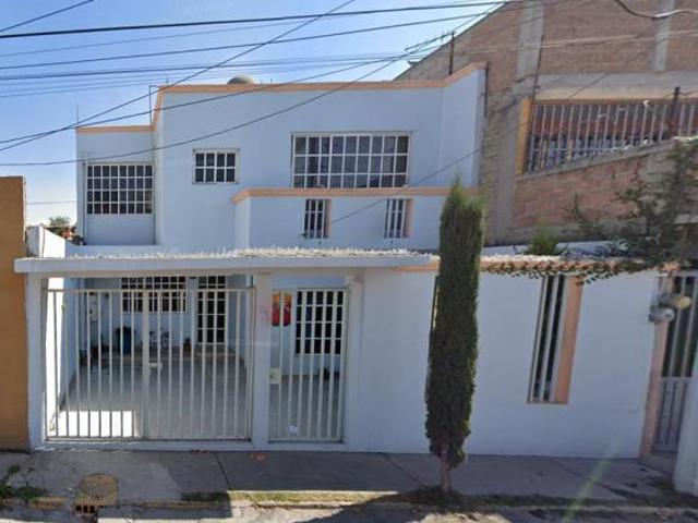 VENTA DE CASA EN Barra de Navidad 30 Fracc.Jardines de Sta. CLARA Ecatepec de Morelos EDO Mexico