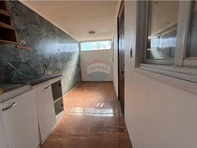 Venta de casa en batuco cercano a autopista | 2 dormitorios por 72000. 00 en Lampa
