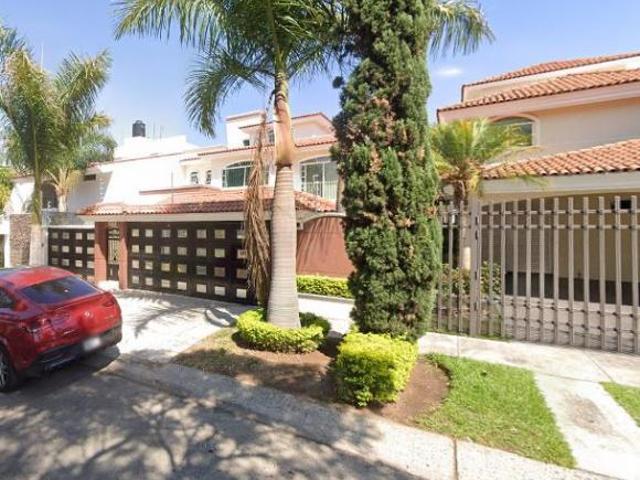 Venta de Casa en, Blvd. Bugambilias 2181, 45100 Zapopan, Jal. Recuperación Bancaria