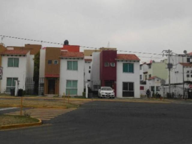 VENTA DE CASA EN BONANZA, SAN BARTOLOMÉ TLALTELULCO, METEPEC, EDO. DE MÉX. solo recursos propios