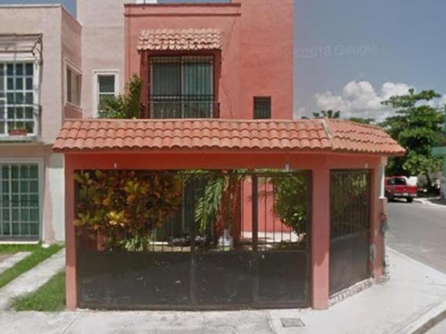 VENTA DE CASA EN BOSQUE REAL PLAYA DEL CARMEN QUINTANA ROO