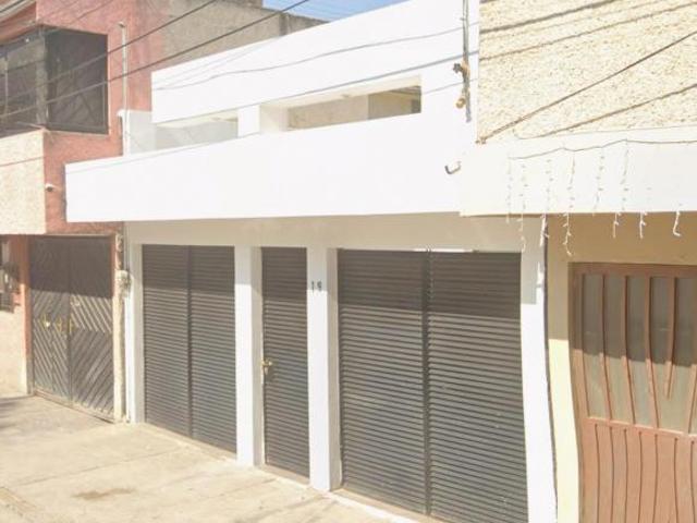VENTA DE CASA EN BOSQUES DE ARAGON NEZAHUALCOYOTL