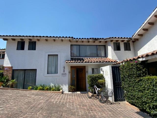 VENTA DE CASA EN CUAJIMALPA, AVENIDA JOSÉ MARÍA CASTORENA