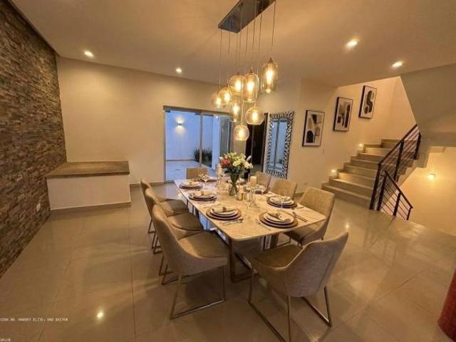 Venta de Casa en Cumbres Elite 8vo sector, Monterrey