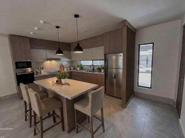 Venta de Casa en Cumbres Elite Premier