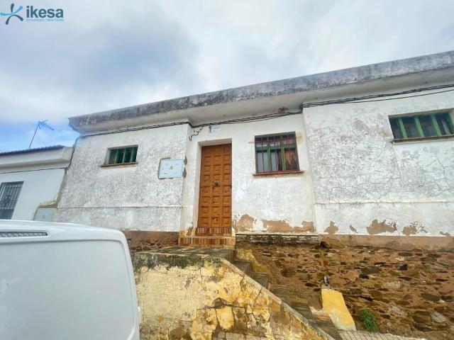 VENTA DE CASA EN CALAÑAS, HUELVA