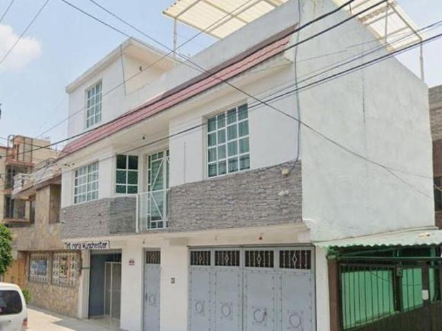 VENTA DE CASA EN CALLE SABADINO VICENTE GUERRERO IZTAPALAPA CDMX
