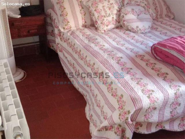 VENTA DE CASA EN CALLE ZAPATERIAS CUENCA