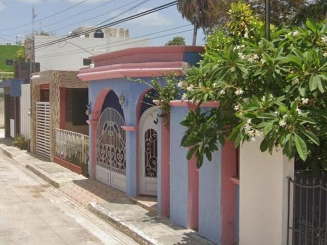 VENTA DE CASA EN CAMPECHE DE SANTA ANA COL BARRIO DE SANTA ANA