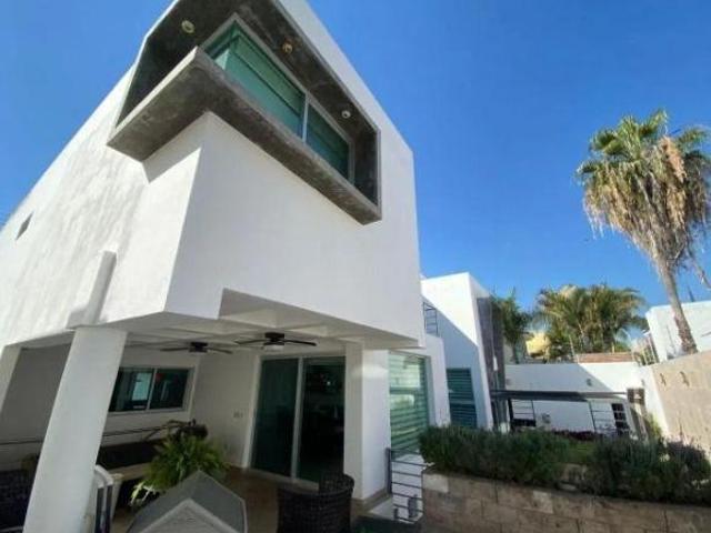 Venta de Casa en Casa Fuerte Tlajomulco