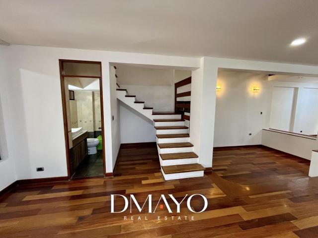 VENTA DE CASA EN CARABAYLLO. URB. SANTO DOMINGO 5TA ETAPA 3 DORMITORIOS DOBLE ALTURA