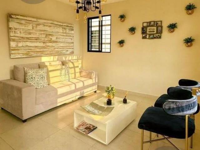 VENTA DE CASA EN CAUCEL FRACCIONAMIENTO