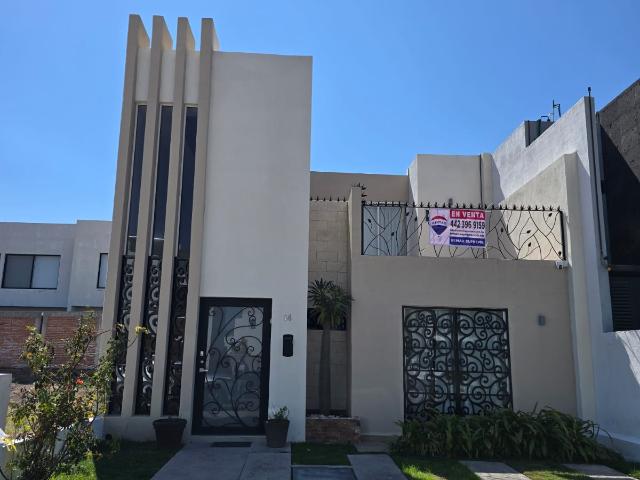 Venta de casa en Cañadas del Arroyo, Corregidora Querétaro