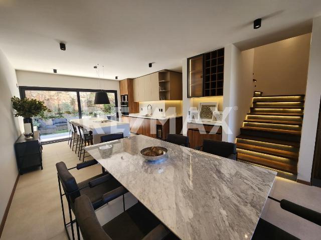 Venta de Casa en Cañadas del Lago, Corregidora, Querétaro! Vive la exclusividad de una propiedad!