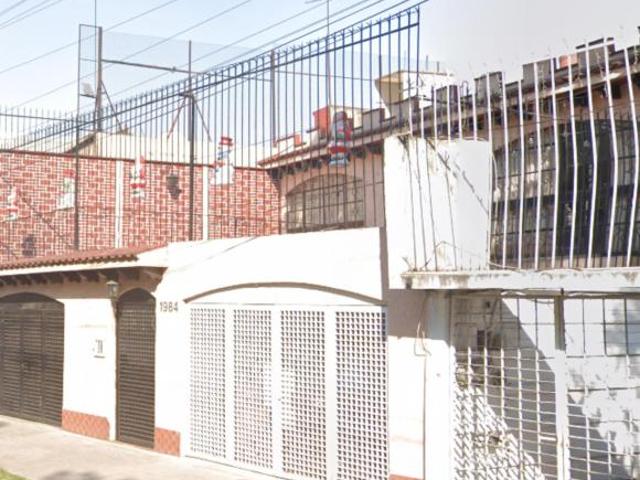 VENTA DE CASA EN CDMX COYOACAN CANAL DE MIRAMONTES