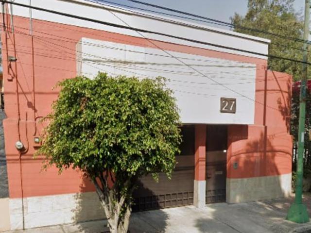 VENTA DE CASA EN CDMX TORIELLO GUERRA TESOREROS