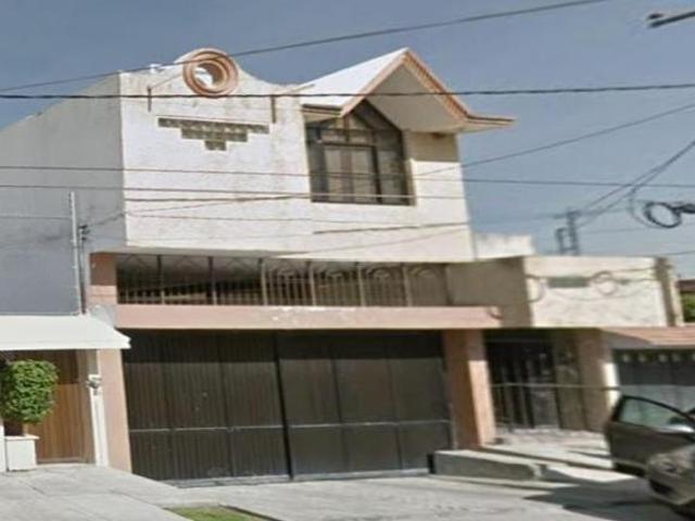 VENTA DE CASA EN CELAYA, GUANAJUATO, MONTE BLANCO 403 LAS ARBOLEDAS