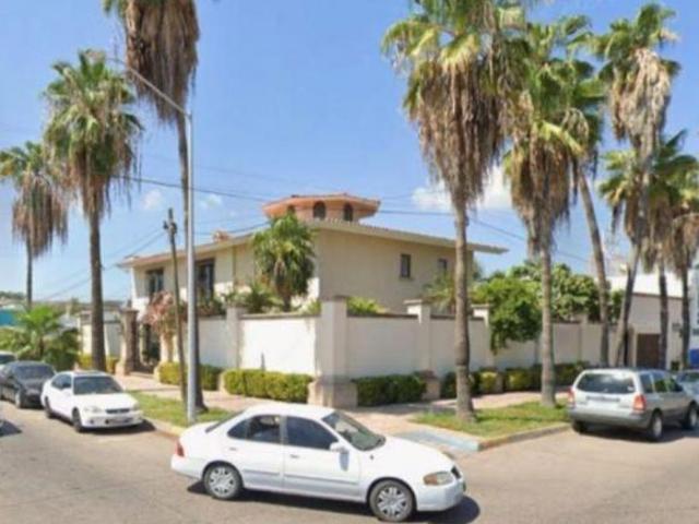 VENTA DE CASA EN CENTRO LOS MOCHIS SINALOA