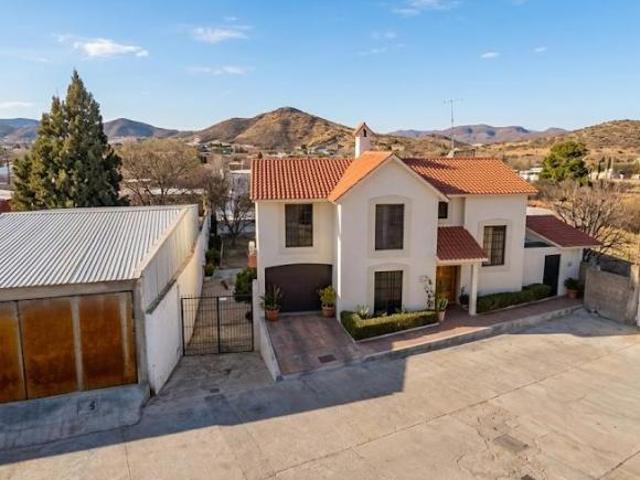 VENTA DE CASA EN CHIHUAHUA DE HIDALGO COL DEL PARQUE