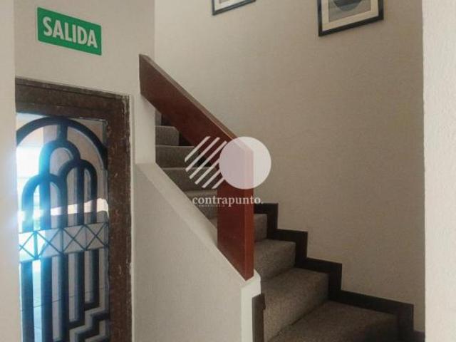 VENTA DE CASA EN CHIHUAHUA EN FRACCIONAMIENTO LOMAS UNIVERSIDAD DE 2 PISOS