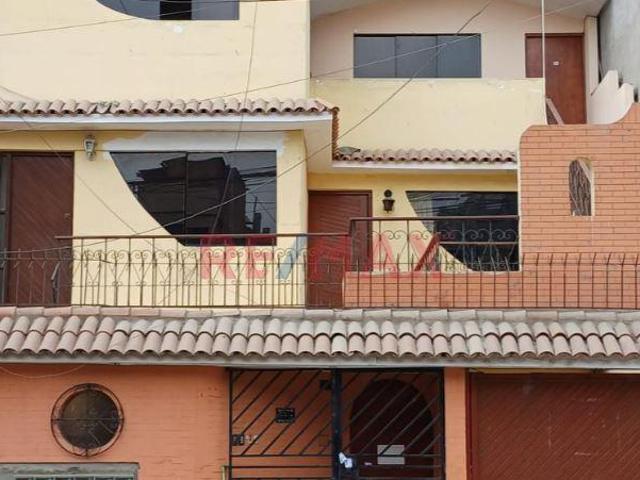 Venta De Casa En Chorrillos Con 6 Departamentos + Azotea