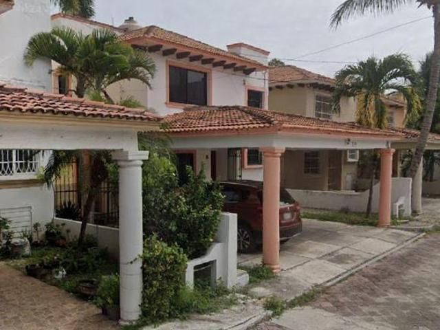 VENTA DE CASA EN CIUDAD DEL CARMEN, CAMPECHE