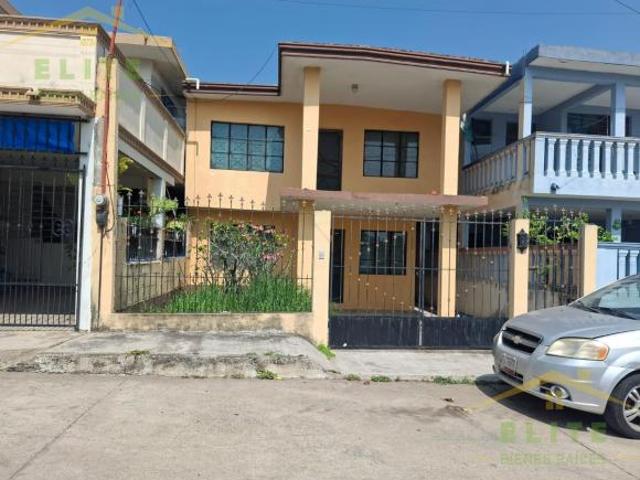VENTA DE CASA EN COL. UNIDAD MODELO TAMPICO,TAMPS