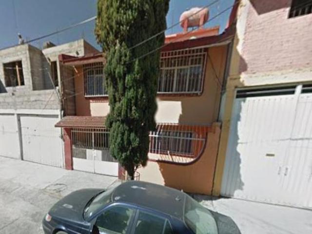 VENTA DE CASA EN COL. VALLE DE ARAGON, EDO MEX