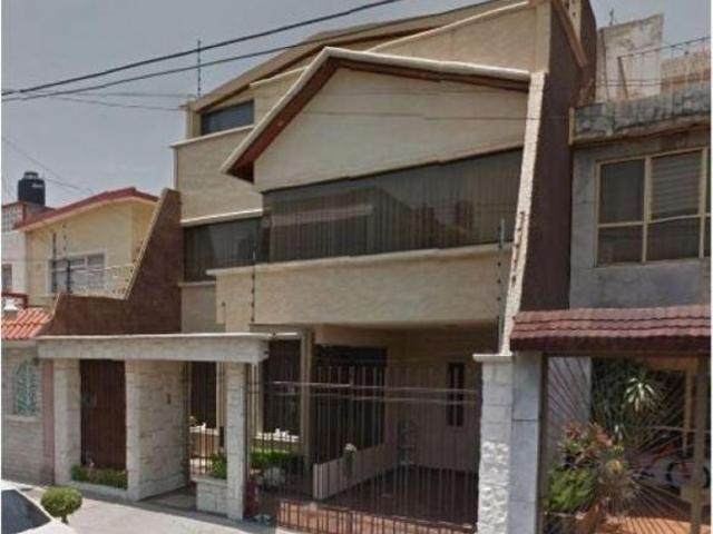 VENTA DE CASA EN COL. VALLE DEL TEPEYAC