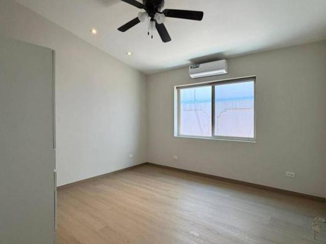 VENTA DE CASA EN COL VALLE DORADO, ENSENADA, B.C
