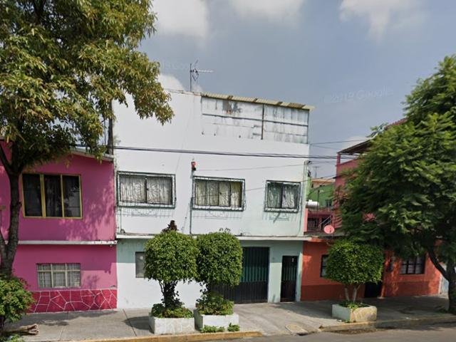 VENTA DE CASA EN COL. AGRÍCOLA ORIENTAL C.P. 0850, IZTACALCO, CDMX