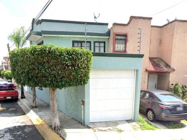 VENTA DE CASA EN COL AGUA CLARA, MORELIA, MICHOACÁN
