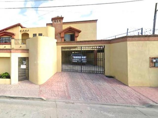 VENTA DE CASA EN COL ANEXA OBRERA, PLAYA DE ROSARITO, BAJA CALIFORNIA NORTE