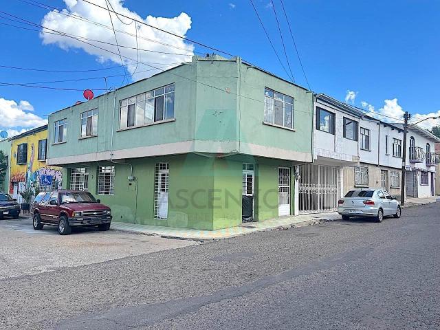 Venta de Casa en Col. Centro de Hgo. del Parral,Marrod