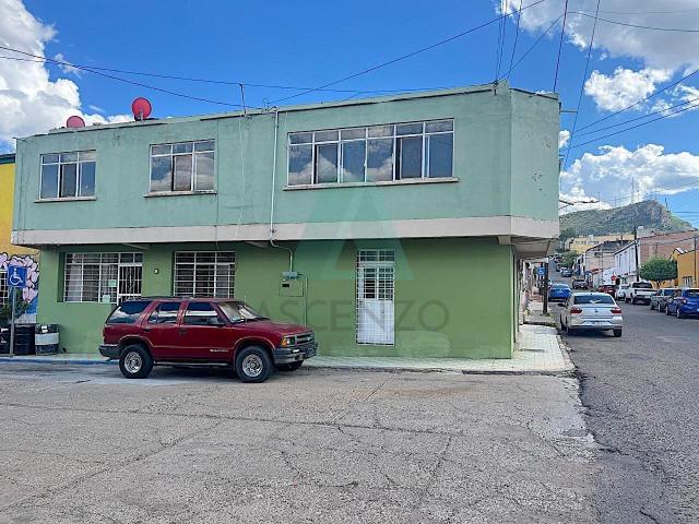 Venta de Casa en Col. Centro de Hgo. del Parral,Marrod