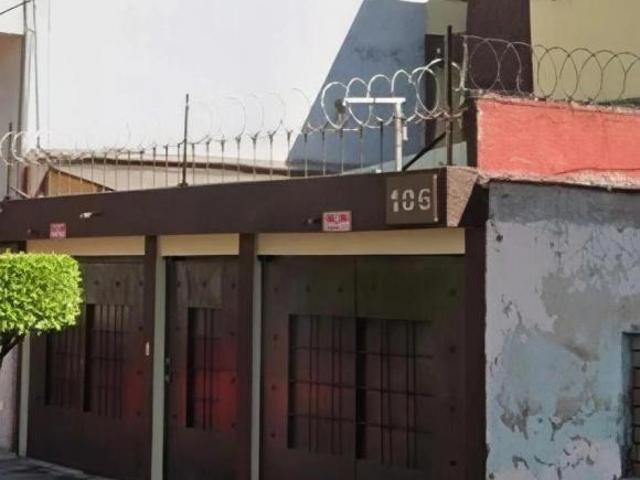 VENTA DE CASA EN COL ESPARTACO COYOACAN