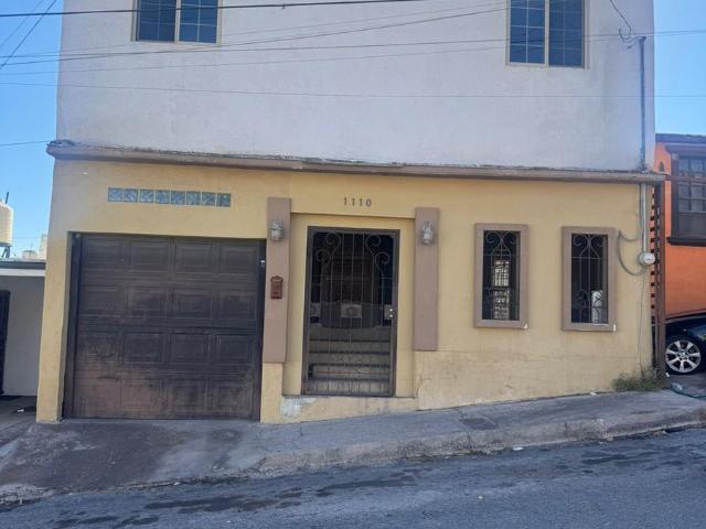 VENTA DE CASA EN COL LA JOYA AL SUR DE LA CERCA DE BLVD FUENTES MARES