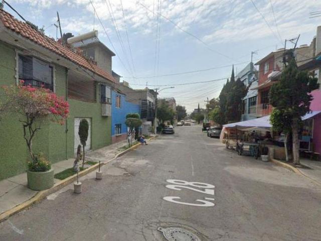 VENTA DE CASA EN COL MARAVILLAS CDAD NEZAHUALCOYOTL MEX