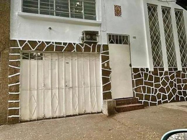 VENTA DE CASA EN COL. NARVARTE PONIENTE, ALCALDIA BENITO JUAREZ