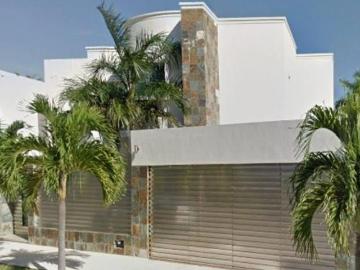 VENTA DE CASA EN COL. SUPERMANZANA 11, CANCU, QUINTANA ROO