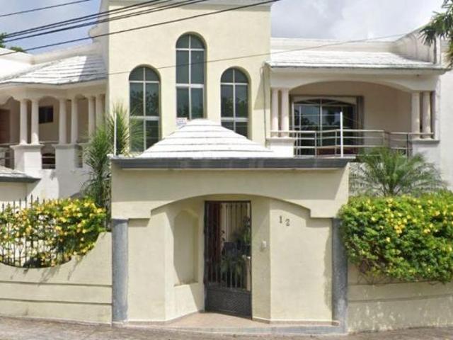 VENTA DE CASA EN COL. SUPERMANZANA, CANCÚN, QUINTANA ROO