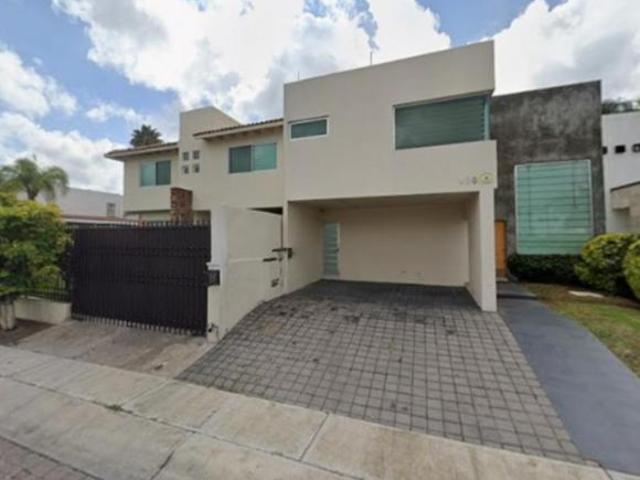 VENTA DE CASA EN COLONIA CUMBRES DEL LAGO, JURIQUILLA, QUERÉTARO