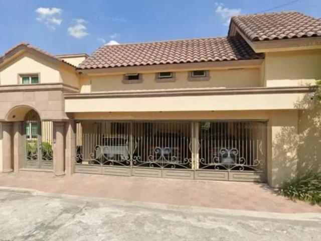 VENTA DE CASA EN COLONIA FUENTES DEL VALLE, MOTERREY, N.L