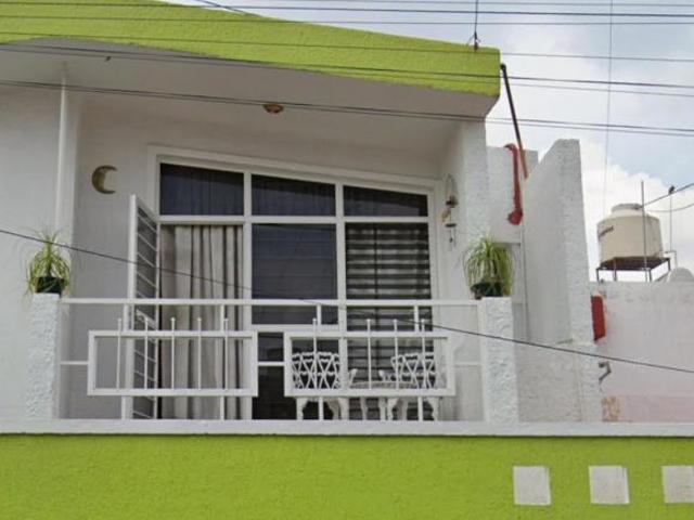 VENTA DE CASA EN COLONIA JARDINES DEL COUNTRY, GUADALAJARA JALISCO