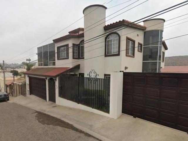 VENTA DE CASA EN COLONIA LA MODERNA, ENSENADA, B.C